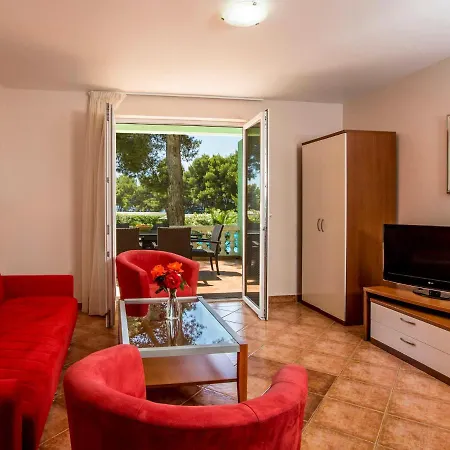 Apartamento Matilde Beach Resort-8 *