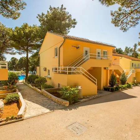 Matilde Beach Resort-8 Apartamento