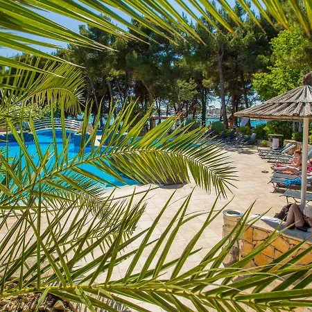 Apartamento Matilde Beach Resort-8 *